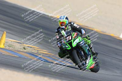 media/Nov-15-2024-CVMA Friday Practice (Fri) [[b142d29251]]/4-Group 4 and Trackday/Session 2 (Turn 10)/